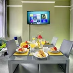 Central - 2Br House - Free Parking - Garden