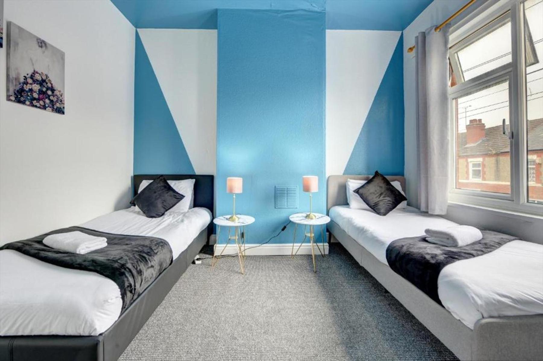 - 2br House - Free Parking - Garden Holiday home