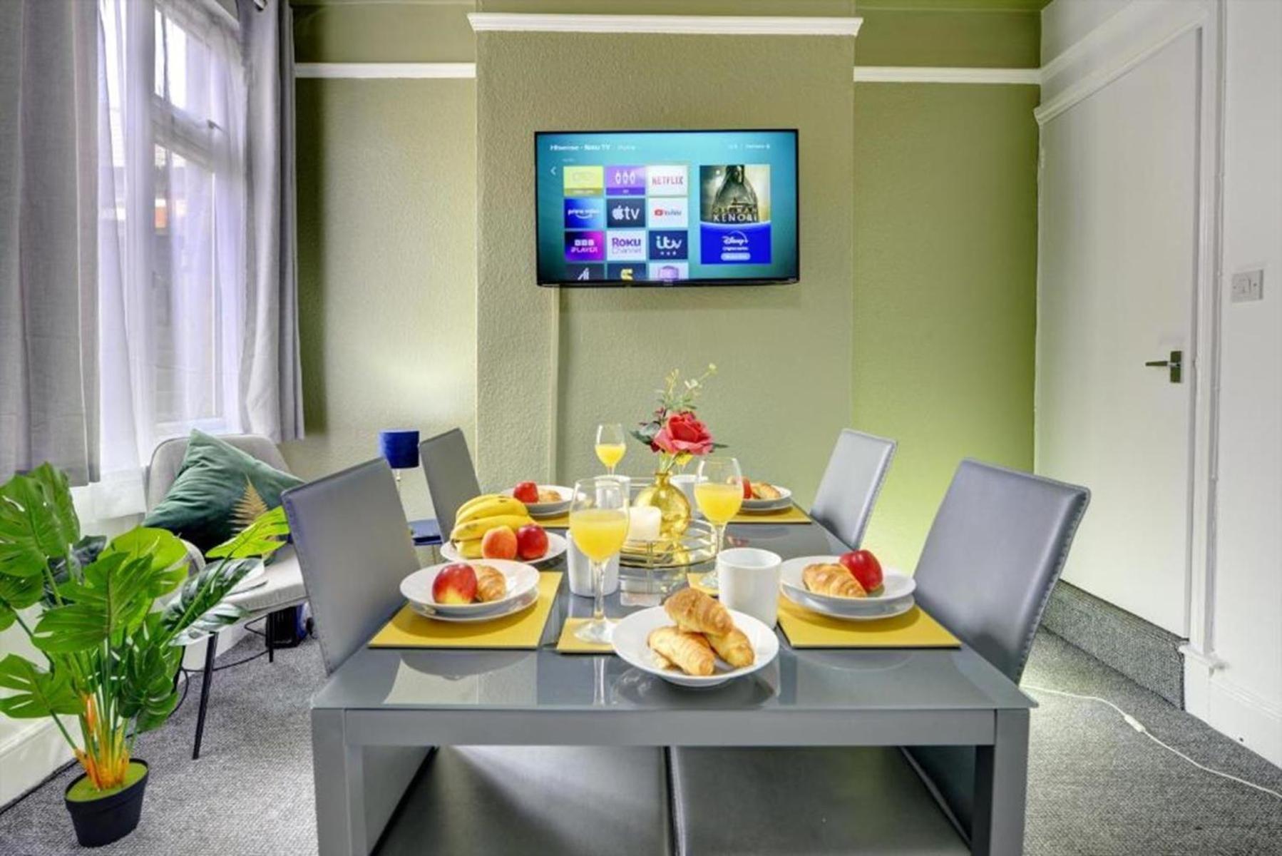 - 2br House - Free Parking - Garden Holiday home